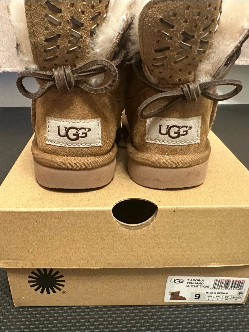 UGGS kids boots size 9